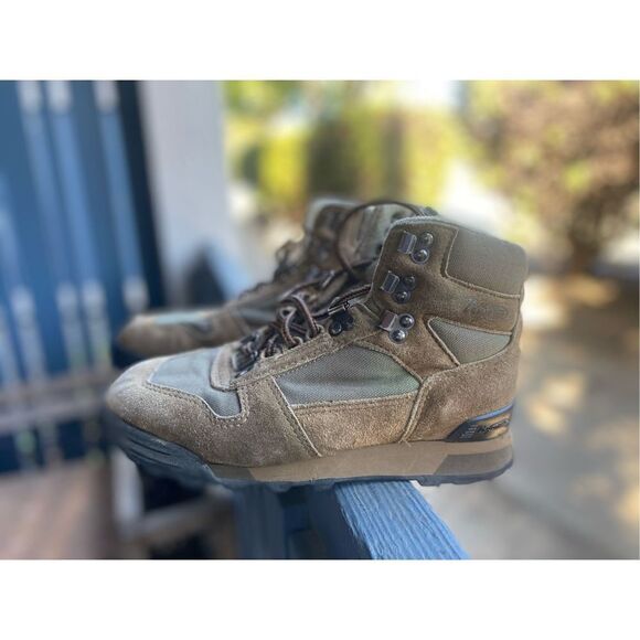 Vasque Women’s Brown Suede Sundowner Boots Sz 7.5 US - Picture 1 of 10